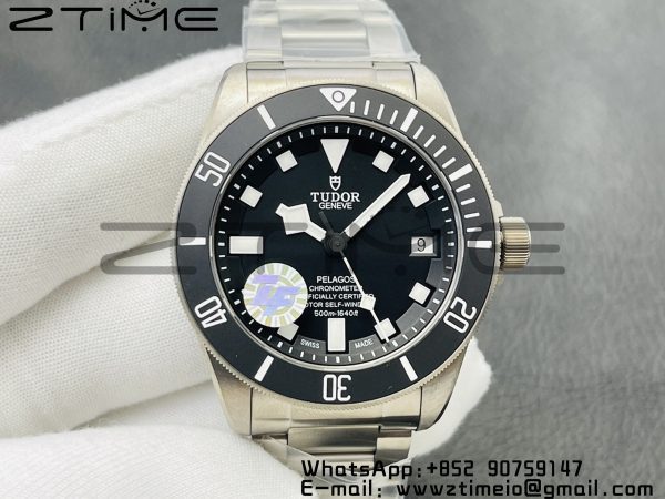 Tudor 25407N Pelagos ZF 1:1 Best Edition Black Dial on Titanium Bracelet A2824 V5 - Super Clone Watch | 1:1 Best Version