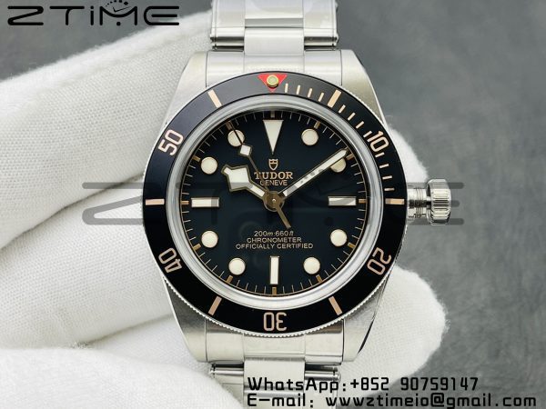 Tudor M79030N Heritage Black Bay 39mm SS ZF 1:1 Best Edition Black Dial on SS Bracelet A2824 - Super Clone Watch | 1:1 Best Version