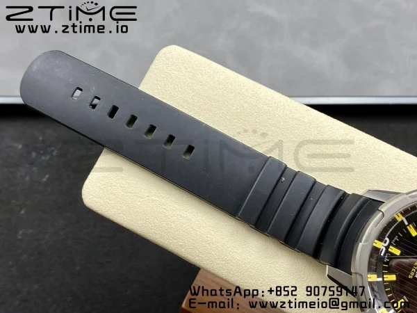 IWC Aquatimer Automatic  SS IW358001 V6SF 1:1 Best Edition Black Dial on Black Rubber Strap A2892 - Super Clone Watch | 1:1 Best Version