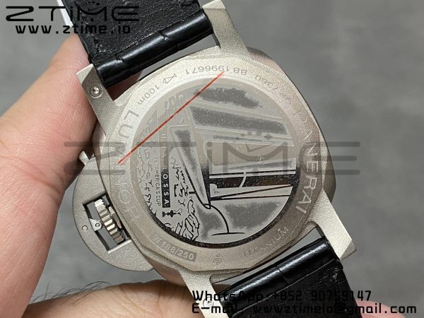 Panerai PAM01096 PAM1096 W Luminor GMT 42mm Titanium VSF 1:1 Best Edition Cadran noir sur bracelet cuir noir P.9011 Super Clone - Super Clone Watch | 1:1 Best Version