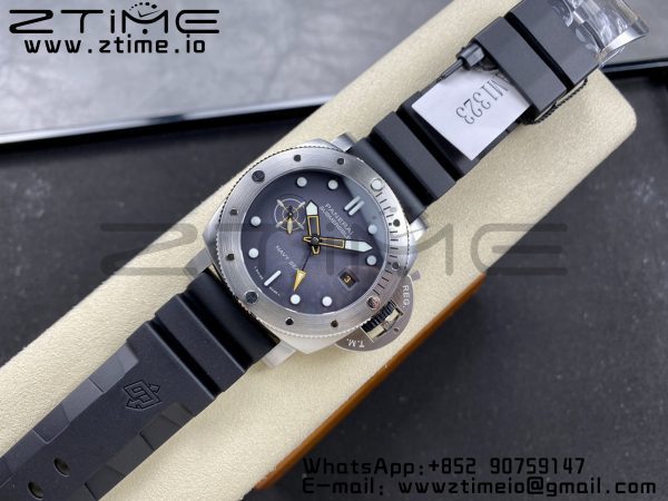 Panerai PAM01323 PAM1323 Y 44mm Submersible VSF 1:1 Best Edition Gray Dial on Rubber Strap P.9011 Clone - Super Clone Watch | 1:1 Best Version