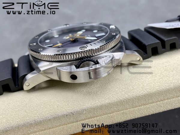 Panerai PAM01323 PAM1323 Y 44mm Submersible VSF 1:1 Best Edition Gray Dial on Rubber Strap P.9011 Clone - Super Clone Watch | 1:1 Best Version