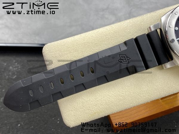 Panerai PAM01323 PAM1323 Y 44mm Submersible VSF 1:1 Best Edition Gray Dial on Rubber Strap P.9011 Clone - Super Clone Watch | 1:1 Best Version