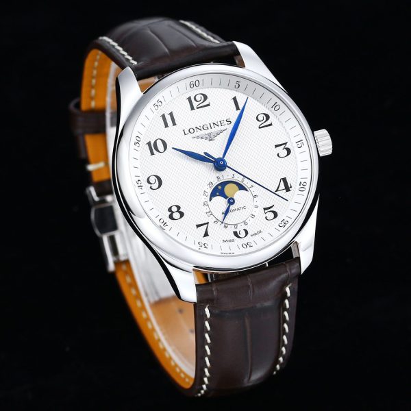 Longines Master Moonphase SS APSF 1:1 Mejor Edición Esfera numeral blanca con correa de piel marrón AL899 V2 - Super Clone Watch | 1:1 Mejor Versión