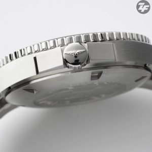 Longines Conquest L3.742.4.96.6 SS Blue Ceramic Bezel SS ZF 1:1 Best Edition Blue Dial on SS Bracelet A2824 - Super Clone Watch | 1:1 Best Version