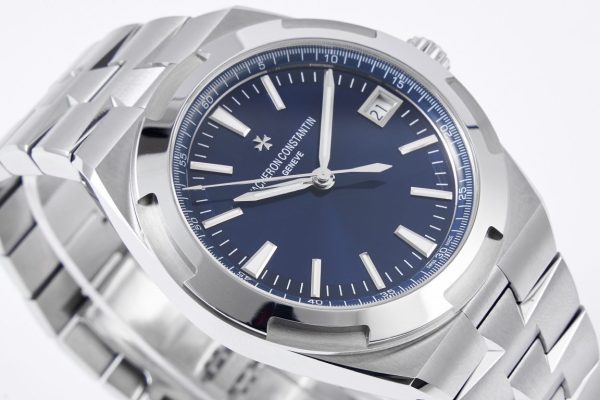 VC Overseas 4500V SS MKSF 1:1 Best Edition Blue Dial on SS Bracelet - Super Clone Watch | 1:1 Best Version
