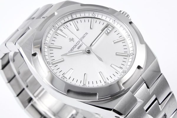 VC Overseas 4500V/110A-B126 SS MKSF 1:1 Best Edition White Dial on SS Bracelet A5100 - Super Clone Watch | 1:1 Best Version