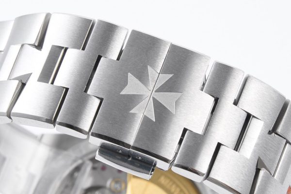 VC Overseas 4500V/110A-B126 SS MKSF 1:1 Best Edition White Dial on SS Bracelet A5100 - Super Clone Watch | 1:1 Best Version