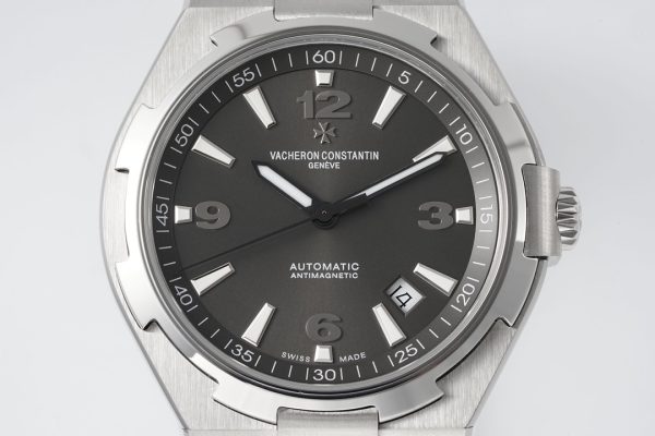 VC Overseas 47040/000W-9500 PPF 1:1 Best Edition Gray Textured Dial on Black Rubber Strap A1226 - Super Clone Watch | 1:1 Best Version