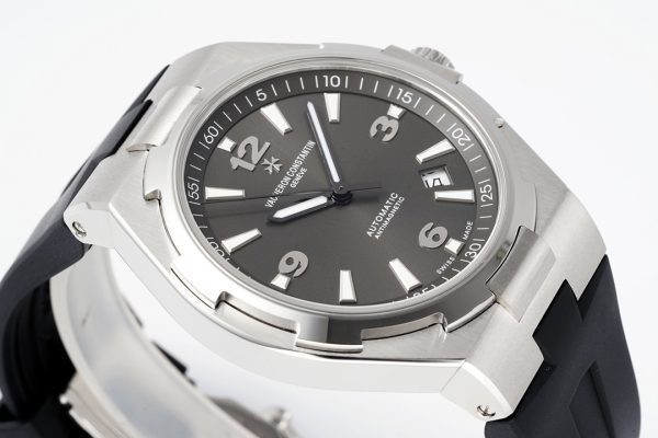 VC Overseas 47040/000W-9500 PPF 1:1 Best Edition Gray Textured Dial on Black Rubber Strap A1226 - Super Clone Watch | 1:1 Best Version