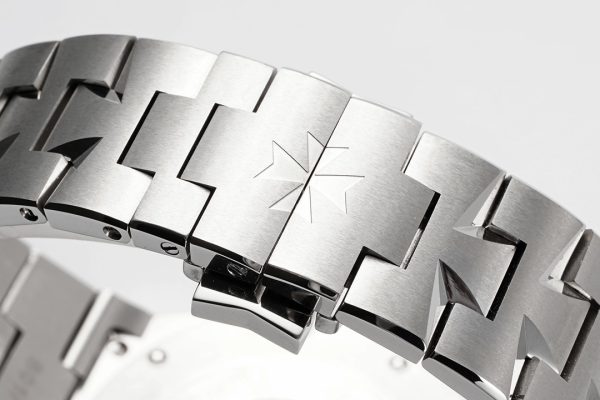 VC Overseas 47040/B01A-9094 SS PPF 1:1 Best Edition Schwarzes strukturiertes Zifferblatt auf SS Armband A1226 - Super Clone Watch | 1:1 Best Version