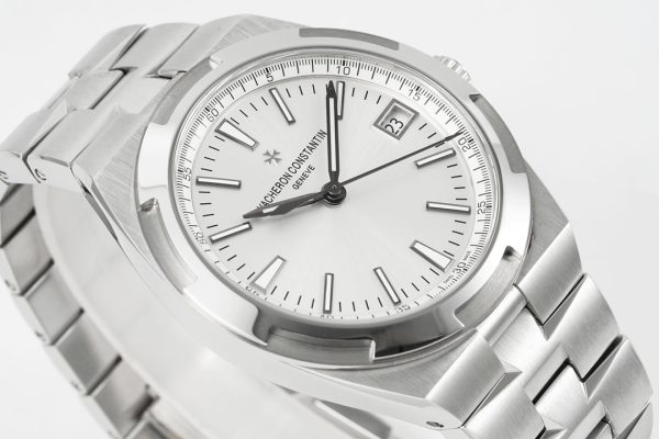 VC Overseas 4500V/110A-B126 SS PPF 1:1 Best Edition Silver Dial on SS Bracelet A5100 - Super Clone Watch | 1:1 Best Version