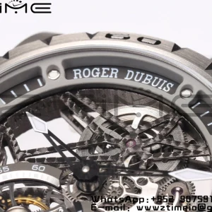 RD Excalibur RDDBEX0546 BBR 1:1 Best Edition Quadrante nero scheletrato su cinturino in gomma bianca A2136 Tourbillon V4 - Orologio super clone | 1:1 Best Version