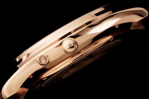 Master Ultra Thin Moon 1362520 RG AZF 1:1 Best Edition Weißes Zifferblatt auf braunem Lederarmband A925 - Super Clone Watch | 1:1 Best Version