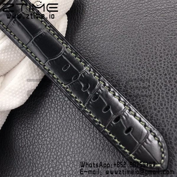 Panerai PAM1056 V GMT VSF 1:1 Best Edition Green Dial on Black Leather Strap P.9011 Super Clone - Super Clone Watch | 1:1 Best Version