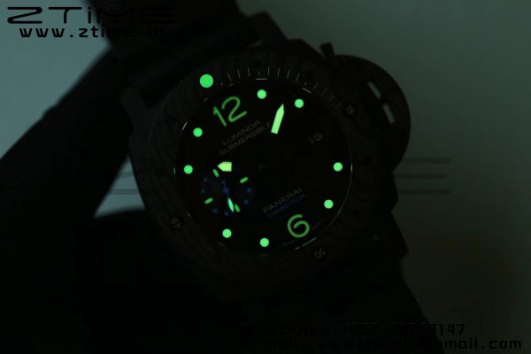 Panerai PAM00904  PAM616 Carbotech VSF Best Edition on Blue Logo Black Rubber Strap P.9000 Super Clone V3 - Super Clone Watch | 1:1 Best Version