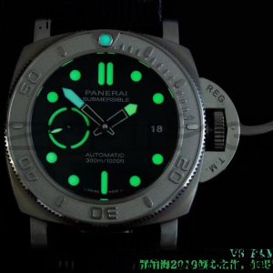 パネライ PAM00984 PAM984 マイクホーン サブマーシブル VSF 1:1 ベストエディション ブラックダイアル ブラックナイロンストラップ P.9010 クローン - スーパークローンウォッチ｜1:1 ベストバージョン