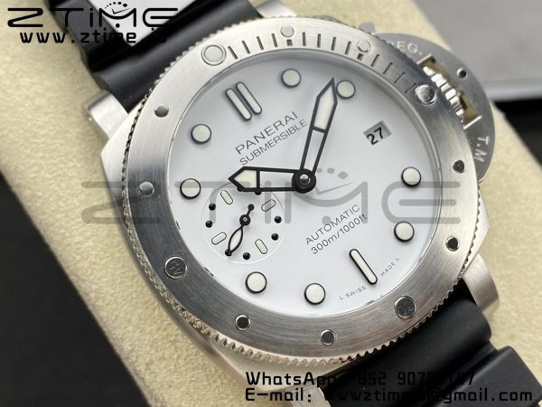 Panerai PAM02223 PAM2223 Submersible 42mm VSF Best Edition White Dial on Black Rubber Strap P900 - Super Clone Watch | 1:1 Best Version