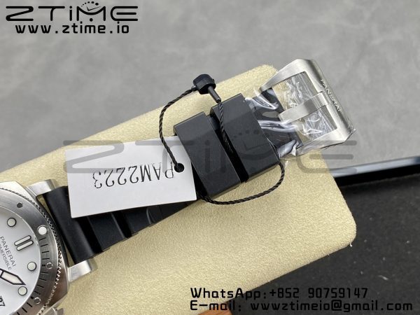 Panerai PAM02223 PAM2223 Submersible 42mm VSF Best Edition White Dial on Black Rubber Strap P900 - Super Clone Watch | 1:1 Best Version