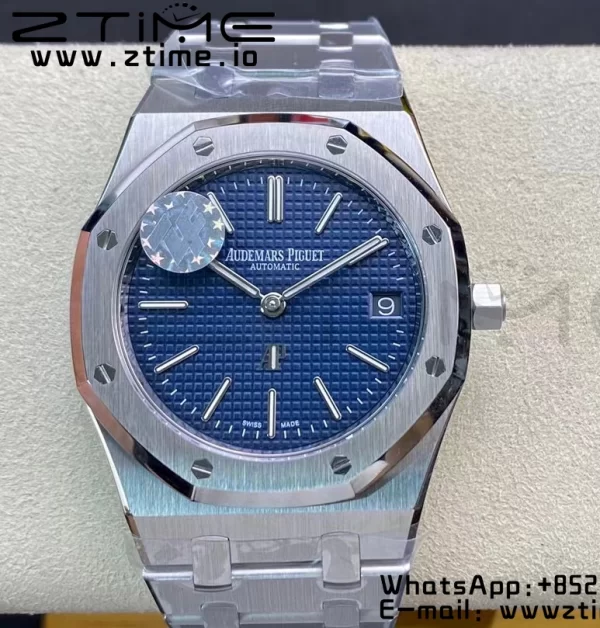 AP Royal Oak 39mm 15202 SS ZF 1:1 Best Edition Blue Textured Dial on SS Bracelet A2121 V2 - Super Clone Watch | 1:1 Best Version