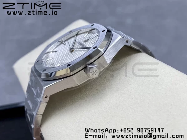 AP Royal Oak 41mm 15500 SS ZF 1:1 Best Edition White Textured Dial on SS Bracelet SA4302 Super Clone V3 - Super Clone Watch | 1:1 Best Version