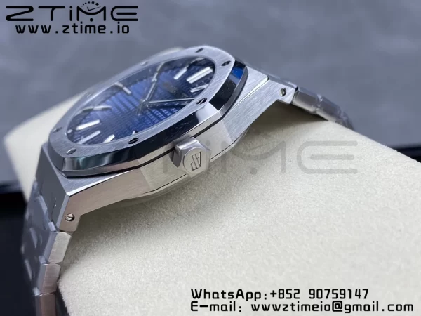AP Royal Oak 41mm 15510 "50th Anniversary" SS ZF 1:1 Best Edition Blue Textured Dial on SS Bracelet A4302 - Super Clone Watch | 1:1 Best Version