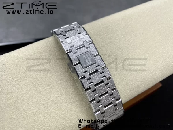 AP Royal Oak 37mm 15454 Frosted SS APSF 1:1 Best Edition White Textured Dial on Frosted SS Bracelet SA3120 Super Clone V2 - Super Clone Watch | 1:1 Best Version