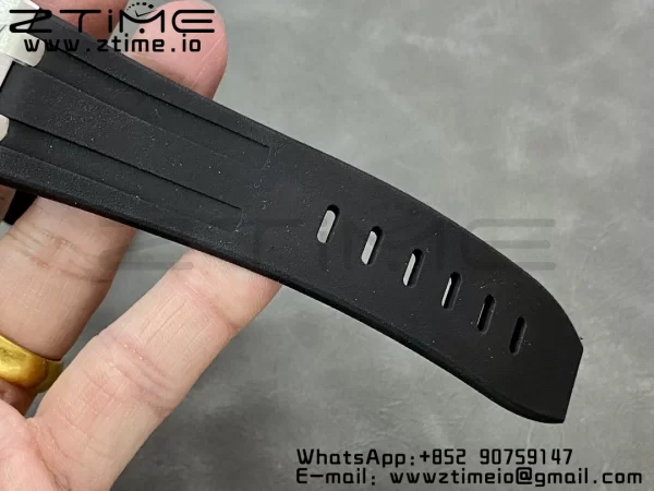 AP Royal Oak Offshore Diver 15703 ZF 1:1 Best Edition Black Dial on Black Rubber Strap SA3120 Super Clone V2 - Super Clone Watch | 1:1 Best Version