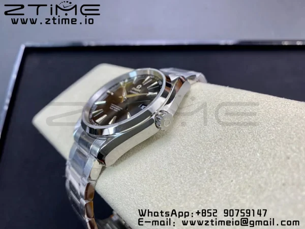 OMEGA Aqua Terra 150M SS VSF 1:1 Best Edition ブラックテクスチャードダイアル シルバーマーカー SSブレスレット A8500 スーパークローン - スーパークローンウォッチ｜1:1ベストバージョン