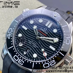 OMEGA Seamaster 2018 Diver 300M VSF 1:1 Best Edition Black Ceramic Black Dial on Black Rubber Strap A8800 V2 - Super Clone Watch | 1:1 Best Version