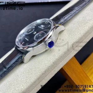 IWC Πορτογαλική Real PR IW500107 ZF 1:1 Best Edition Μαύρο καντράν σε μαύρο δερμάτινο λουράκι A52010 V5 - Super Clone Watch | 1:1 Best Version