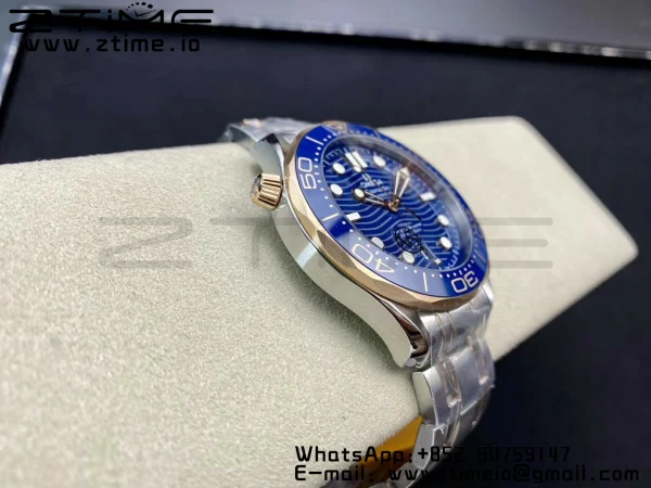 OMEGA 2018 Seamaster Diver 300M SS/RG VSF 1:1 Best Edition RG Bezel Blue Dial on SS/RG Bracelet A8800 - Super Clone Watch | 1:1 Best Version