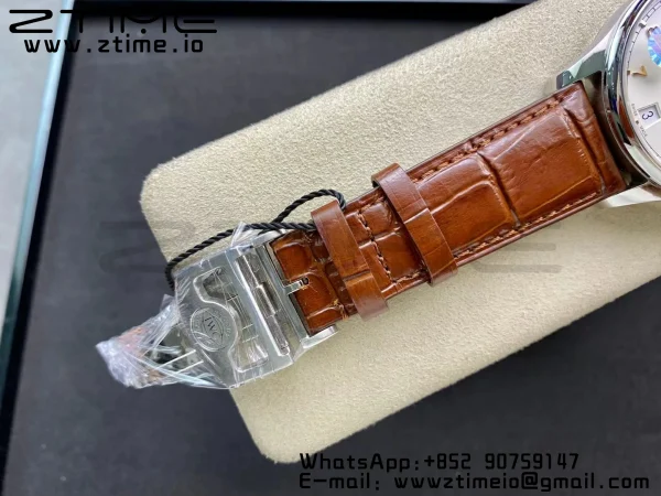 IWC Portuguese Real PR IW500704 ZF 1:1 Best Edition White Dial on Brown Leather Strap A52010 V5 - Super Clone Watch | 1:1 Best Version