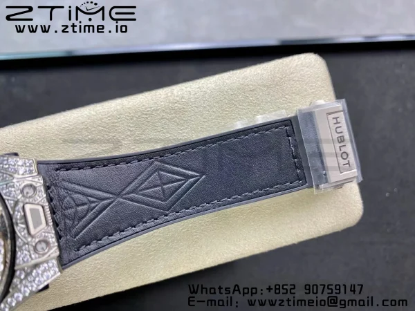 HUBLOT Big Bang Sang Bleu Titanium 415.NX.1112.VR.1704.MXM17 WWF 1:1 Best Edition Diamonds Case On Blue Gummy Strap Asian HB1213 - Super Clone Watch | 1:1 Best Version