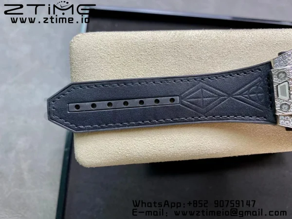 HUBLOT Big Bang Sang Bleu Titanium 415.NX.1112.VR.1704.MXM17 WWF 1:1 Best Edition Diamonds Case On Blue Gummy Strap Asian HB1213 - Super Clone Watch | 1:1 Best Version