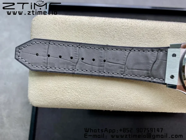HUBLOT Classic Fusion 45mm 542.NX.7071.LR Titanium WWF 1:1 Best Edition Gray Dial on Gray Gummy Strap A2892 - Super Clone Watch | 1:1 Best Version
