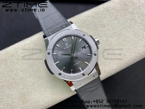HUBLOT Classic Fusion 45mm 542.NX.7071.LR Titanium WWF 1:1 Best Edition Gray Dial on Gray Gummy Strap A2892 - Super Clone Watch | 1:1 Best Version