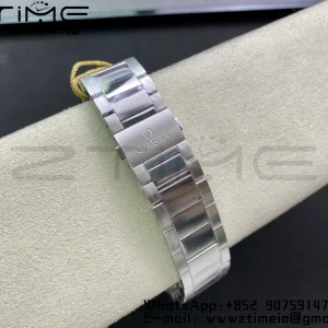 OMEGA Aqua Terra 150M Master Chronometers VSF 1:1 Best Edition Black Dial Green Hand on SS Bracelet A8900 Super Clone - Super Clone Watch | 1:1 Best Version