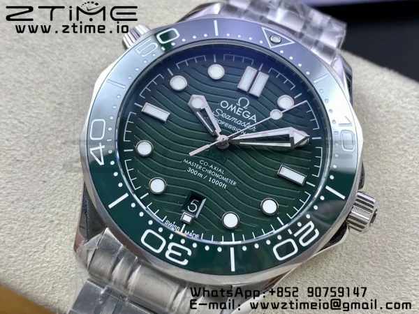 OMEGA OMEGA Seamaster Diver 300M VSF 1:1 Best Edition Green Ceramic Green Dial on SS Bracelet A8800 V2 - Super Clone Watch | 1:1 Best Version