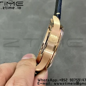 IWC Portugieser Ikuinen kalenteri IW503312 RG APSF 1:1 Best Edition Blue Dial sininen kudottu nahkahihna A52610 Clone - Super Clone Watch | 1:1 Paras versio