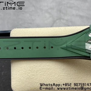 HUBLOT Big Bang Sang Bleu 418.GX.5207.RX.MXM22 Green Ceramic BBF Best Edition GreenDial on GreenRubber Strap A1240 - Super Clone Watch | 1:1 Best Version