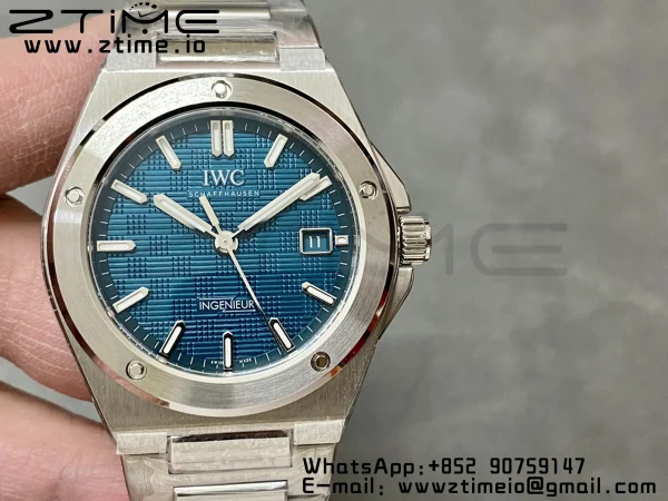 IWC Ingenuier 40mm V7F 1:1 Best Edition Blue Dial on SS Bracelet A2892 - Super Clone Watch | 1:1 Best Version