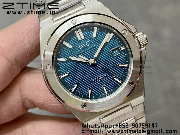 IWC Ingenuier 40mm V7F 1:1 Best Edition Blue Dial on SS Bracelet A2892 - Super Clone Watch | 1:1 Best Version