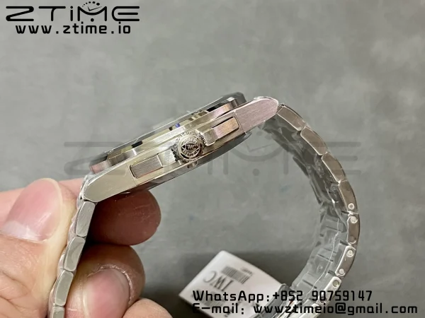 IWC Ingenuier 40mm V7F 1:1 Best Edition Blue Dial on SS Bracelet A2892 - Super Clone Watch | 1:1 Best Version