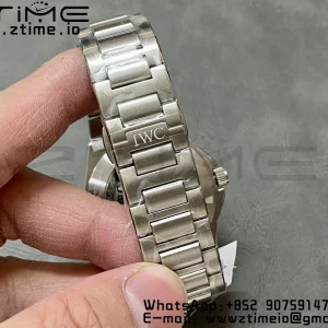 IWC Ingenuier 40mm V7F 1:1 Best Edition Black Dial on SS Bracelet A2892 - Super Clone Watch | 1:1 Best Version
