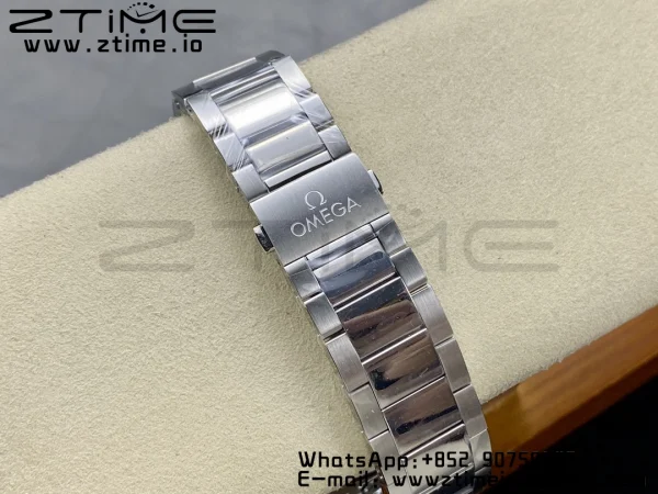 OMEGA Aqua Terra 150m GMT Worldtimer 43mm SS VSF 1:1 Best Edition on  SS Bracelet A8938 - Super Clone Watch | 1:1 Best Version