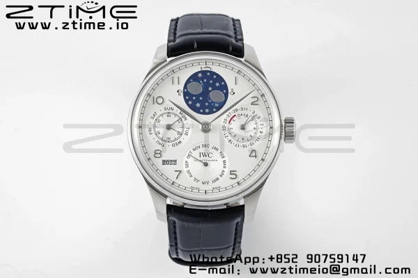 IWC Portugieser Ikuinen kalenteri IW503406 SS APSF 1:1 Best Edition White Dial musta nahkahihna A52610 Clone - Super Clone Watch | 1:1 Best Version