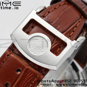 IWC ポルトギーゼ・パーペチュアル・カレンダー IW503307 SS APSF 1:1 ベスト・エディション ホワイトダイアル ブラウンレザーストラップ A52610 クローン - スーパークローン時計｜1:1 ベスト・バージョン