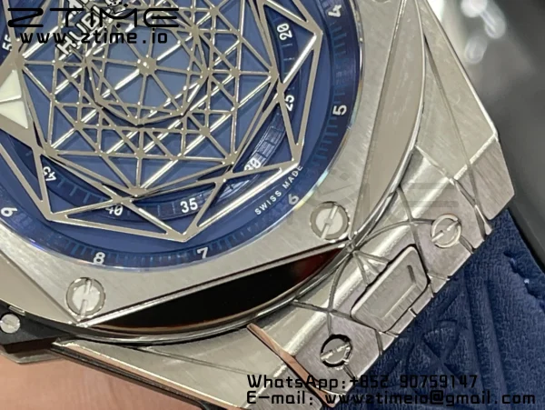HUBLOT Big Bang Sang Bleu Titanium 415.NX.7179.VR.MXM18 WWF 1:1 Best Edition Blue Skeletonal Dial On Blue Gummy Strap Asian HB1213 - Super Clone Watch | 1:1 Best Version