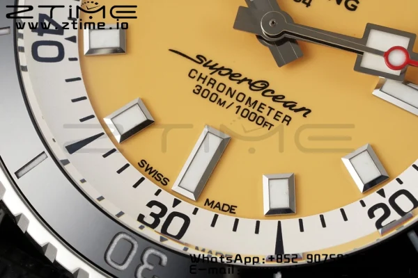 Breitling SuperOcean Automatic A17375211I1S1 42 SS BLSF 1:1 Cea mai bună ediție Cadran galben pe curea BlackRubber A2824 - Super Clone Watch | 1:1 Cea mai bună versiune